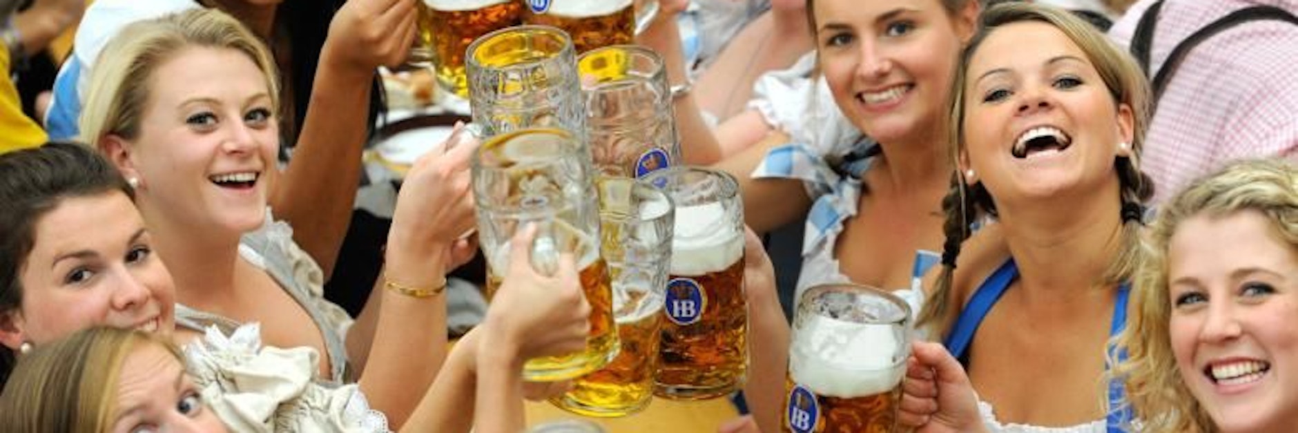 Weniger Disziplin, mehr Nähe: Menschen in Süddeutschland – hier beim Oktoberfest in München.&nbsp;