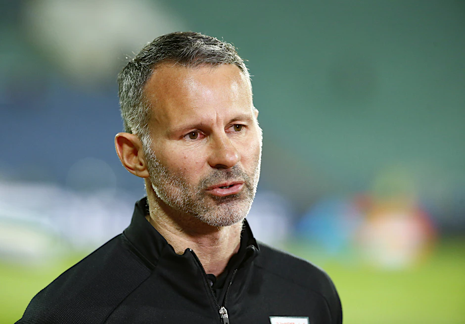 Ryan Giggs, walisischer Fußball-Nationaltrainer und Ikone des englischen Rekordmeisters Manchester United, ist laut britischen Medienberichten wegen des Verdachts auf Körperverletzung festgenommen worden.