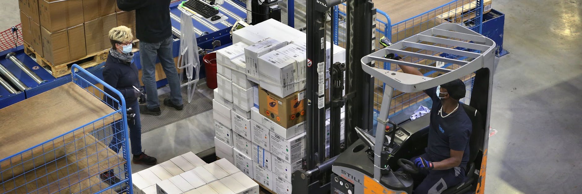 Ein Großhandel für Medizinprodukte berichtete im April von Beschaffungsproblemen und hohen Einkaufspreisen.