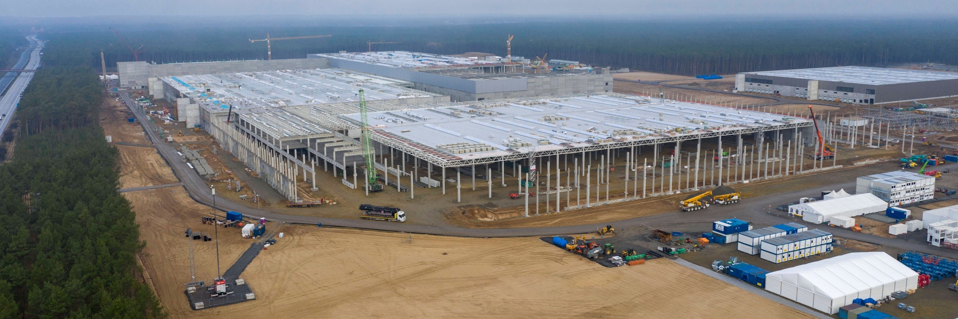 Die Tesla-Baustelle: In der Fabrik sollen ab Juli 2021 bis zu 500.000 Fahrzeuge pro Jahr vom Band rollen