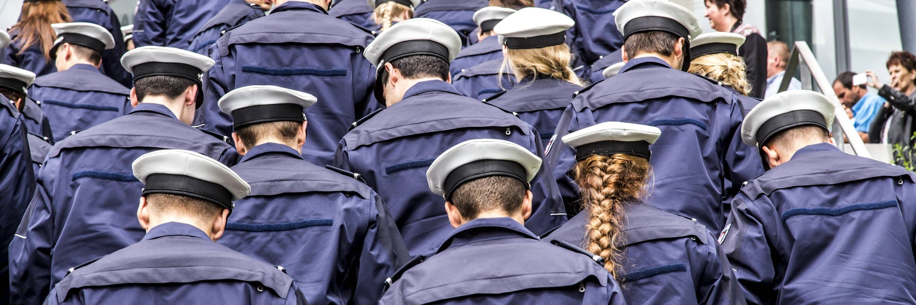 Eine Gruppe von Kommissar-Anwärtern (Symbolbild). 