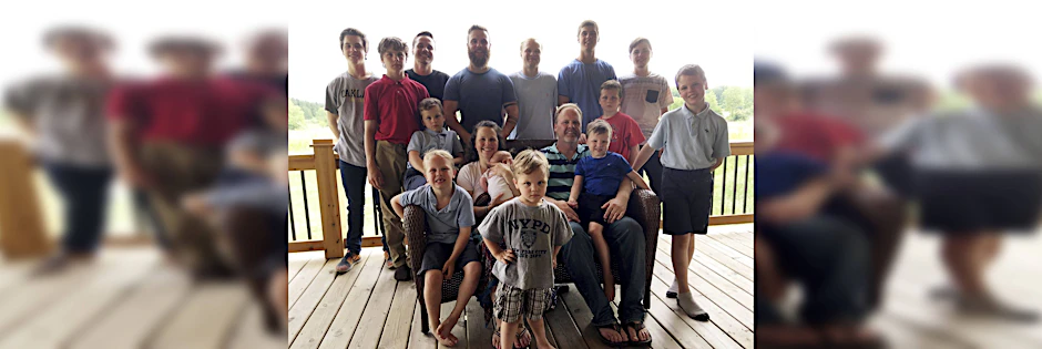 Die Schwandt-Familie vor zwei Jahren nach der Geburt des kleinen&nbsp;Finley Sheboygan. Nun haben sie auch ein Mädchen.