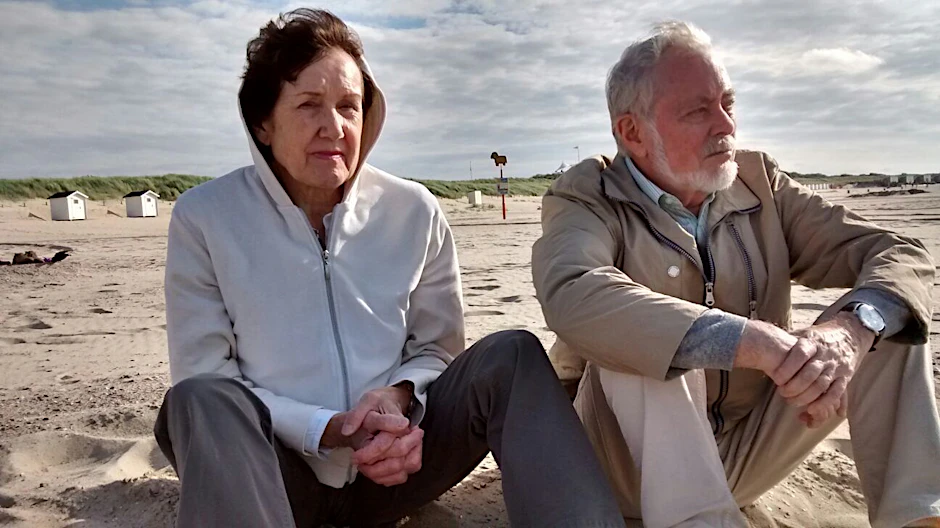 Hellmut und seine Ehefrau Ingrid bei einem ihrer Urlaube an der Nordsee.