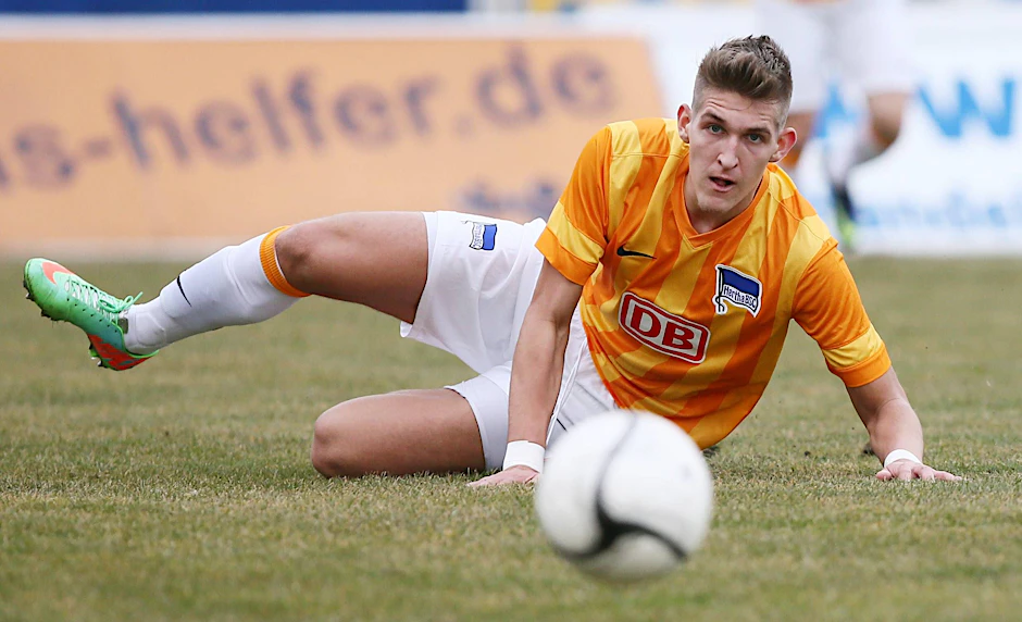 Robert Andrich 2014 im Trikot von Herthas U23 bei einem Regionalligaspiel gegen Lok Leipzig.