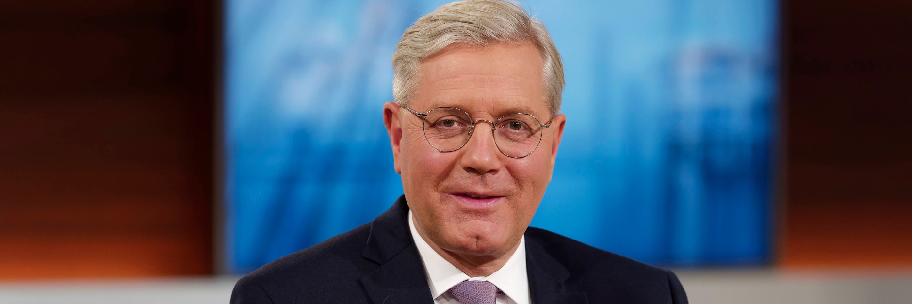 Norbert Röttgen hat sich vom Außenseiter im Rennen um den CDU-Vorsitz zu einem ernsthaften Rivalen für Friedrich Merz und Armin Laschet entwickelt.