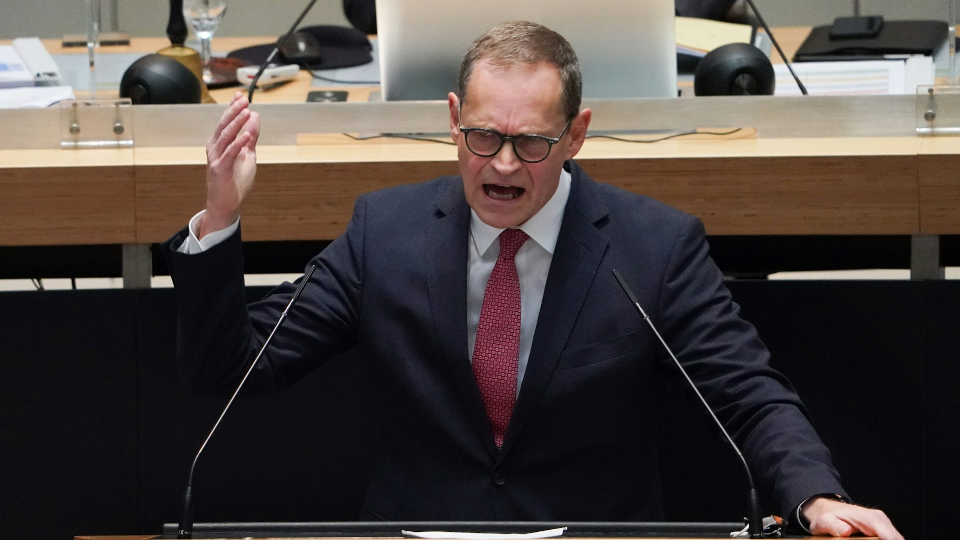 Bei Corona wird er emotional: Michael Müller