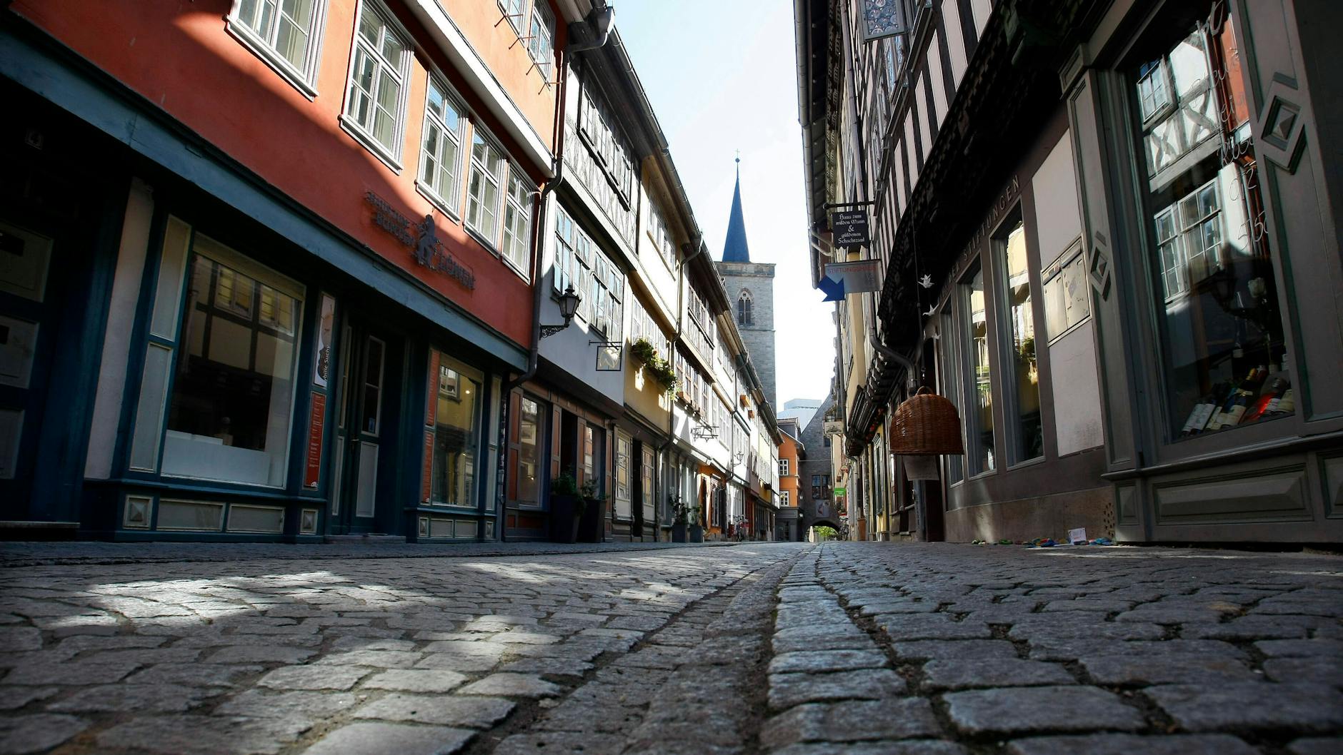 Während des ersten Lockdowns im Frühjahr waren die Straßen von Erfurt menschenleer.