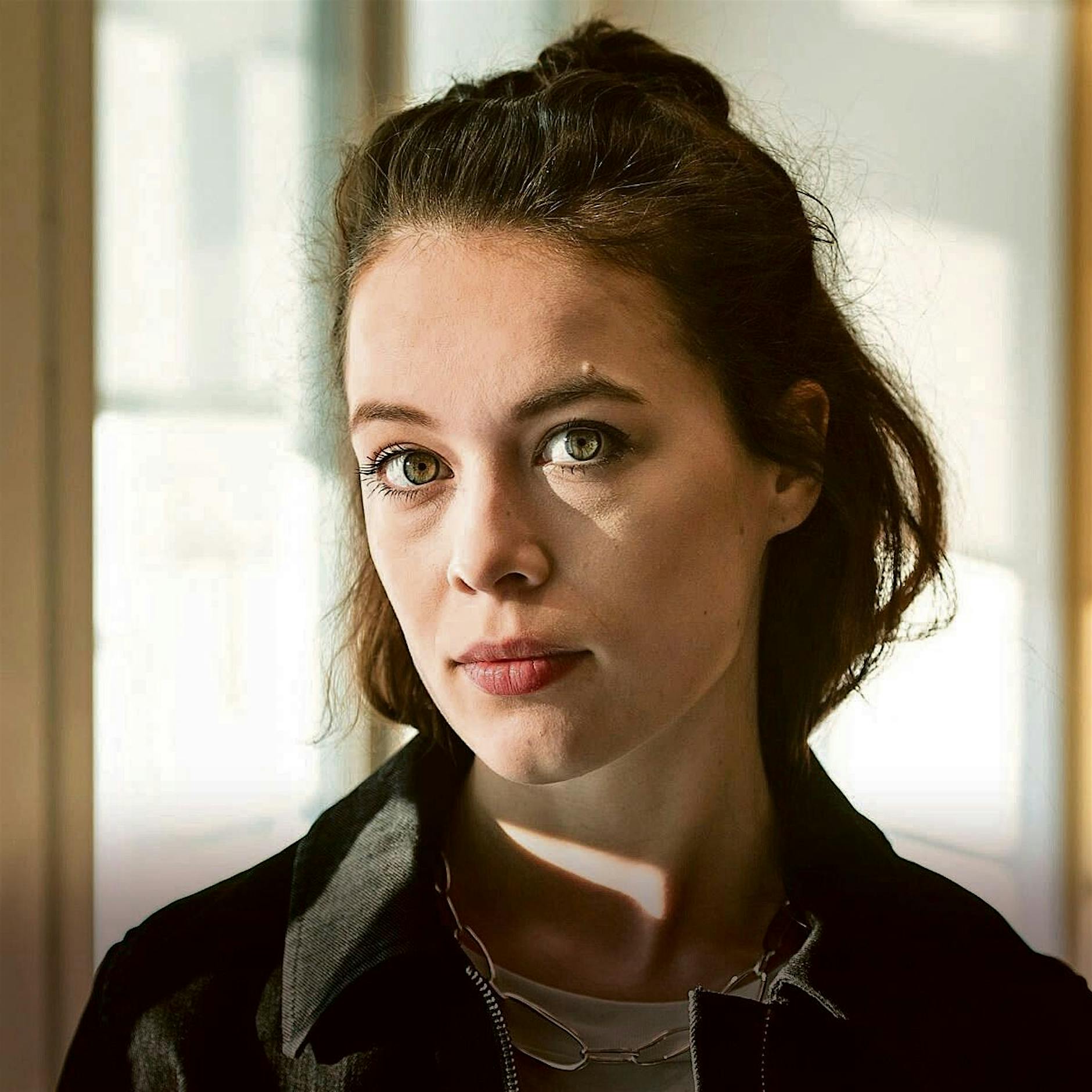 Paula Beer: Eine große Schauspielerin mit Geheimnis