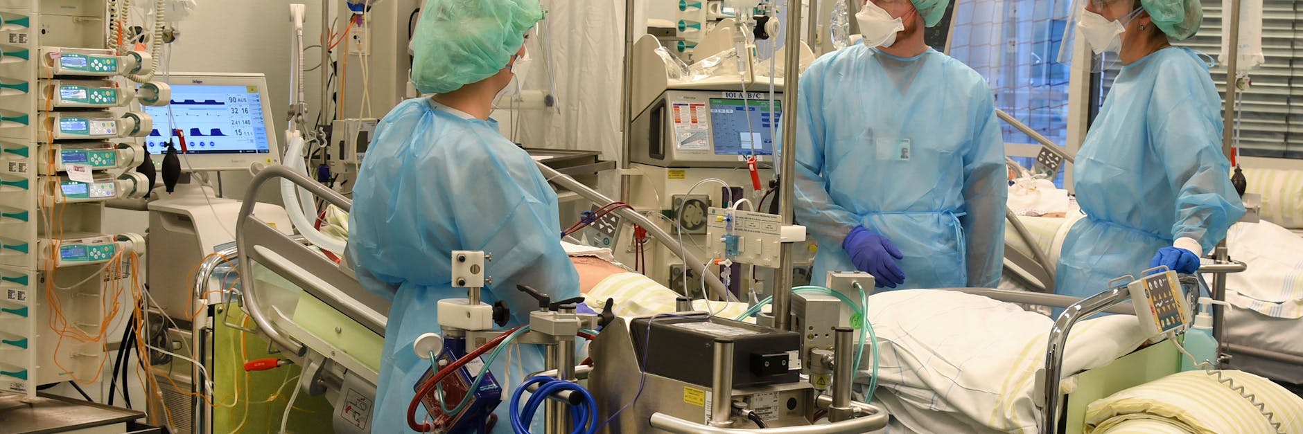 Die Lage auf den Corona-Intensivstationen ist angespannt.