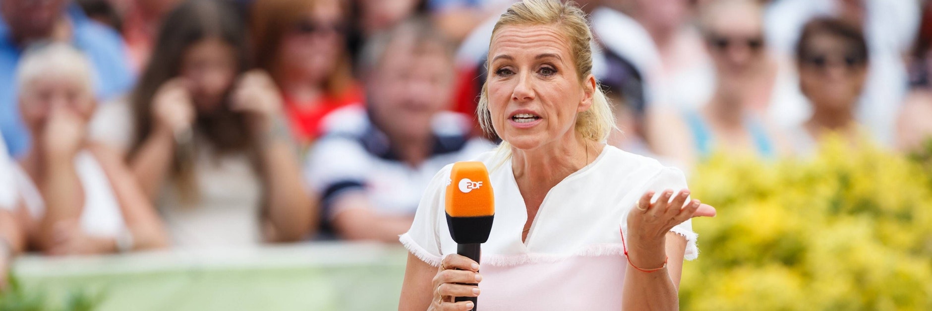 Andrea Kiewel moderiert seit 20 Jahren den ZDF-Fernsehgarten.