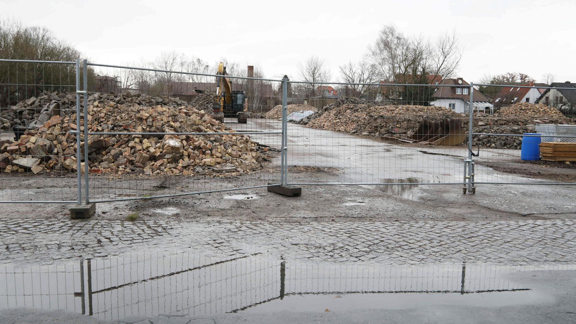 Bauarbeiten an der Rheinpfalzallee.