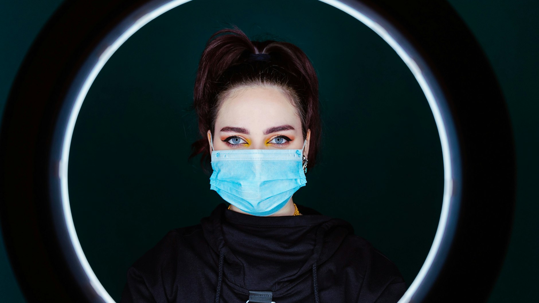 Junge Menschen haben selten schwere Verläufe nach einer Infektion mit dem Coronavirus.