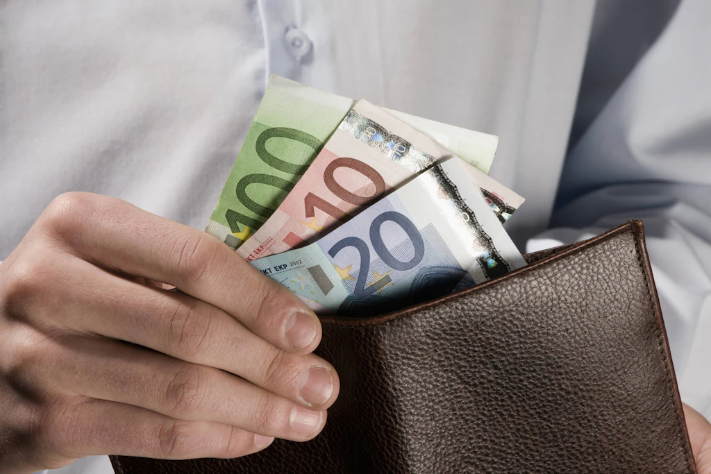 Was bleibt 2021 im Portemonnaie?