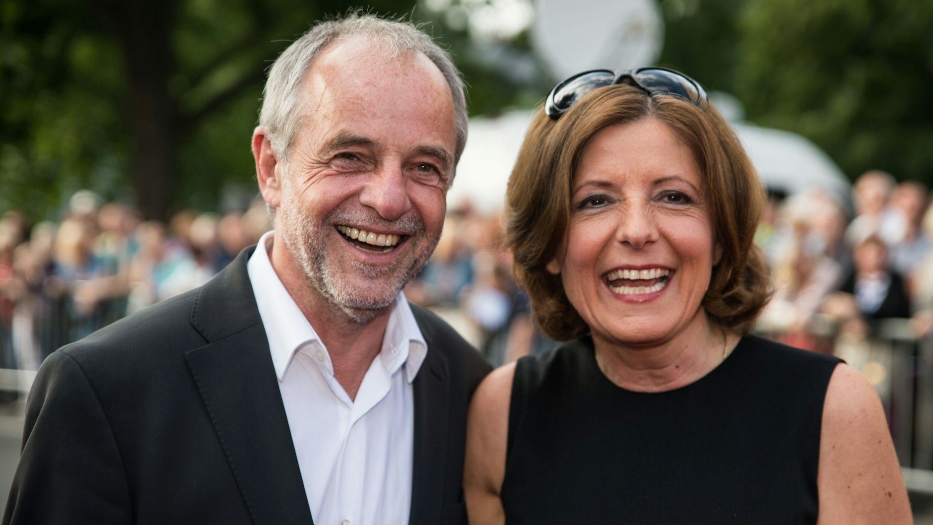 Ehemann Klaus Jensen begleitet Malu Dreyer zu einer Premiere (Archivbild).&nbsp;