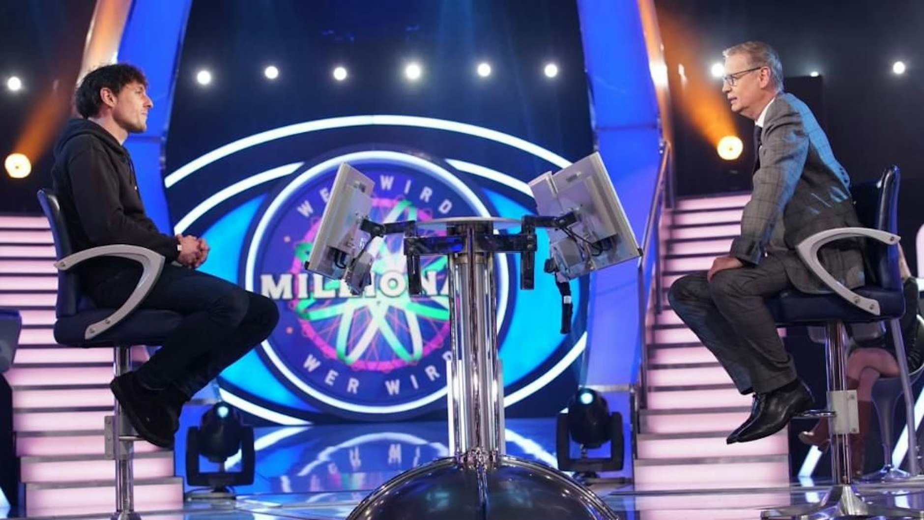 Günther Jauch kam mit Kandidat Sebastian Hafner ins Plaudern. 