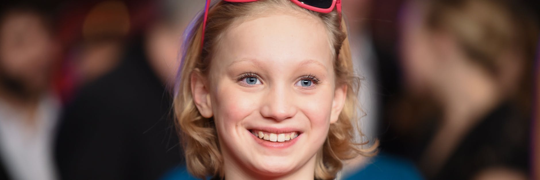 Damit Helena Zengel neben Tom Hanks in dem Hollywood-Western „Neues aus der Welt“ spielen konnte, biss sie ihrer Mutter in die Hand.