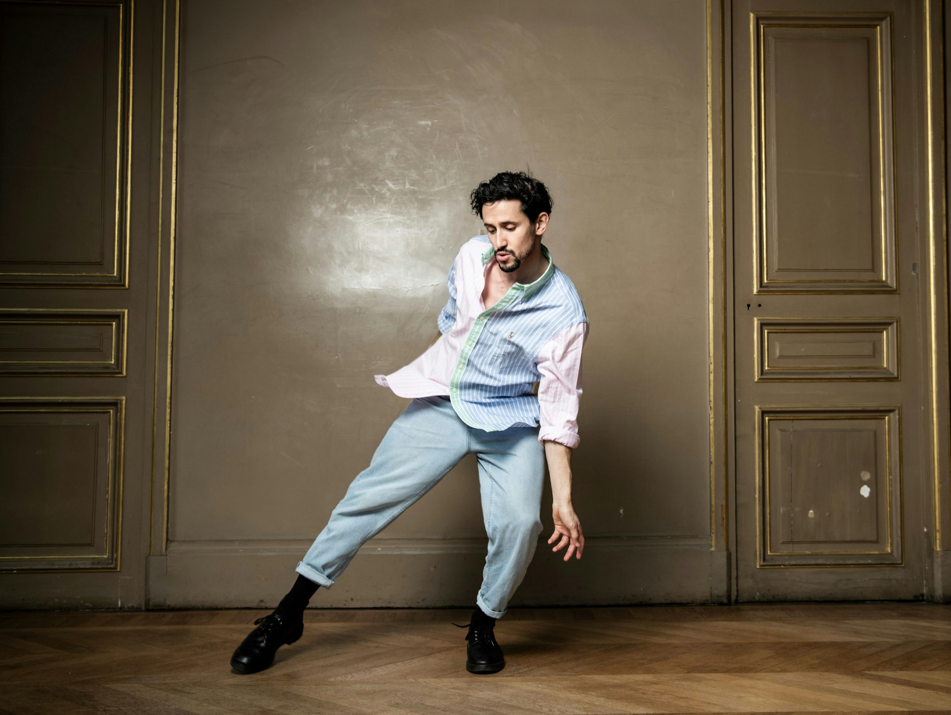 ... so unvermeidlich wie bei Nichttänzern das Gehen.<br>