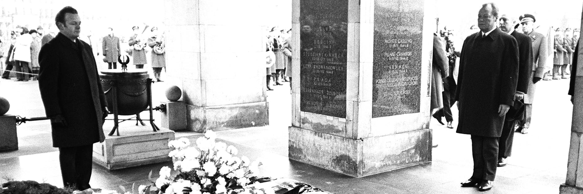 Bundeskanzler Willy Brandt 1970 vor dem historischen Kniefall in Warschau 1970.