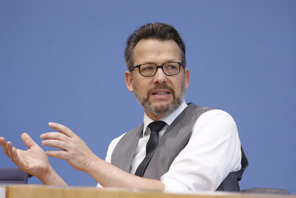 498,6 Milliarden Euro will die Bundesregierung im nächsten Jahr ausgeben