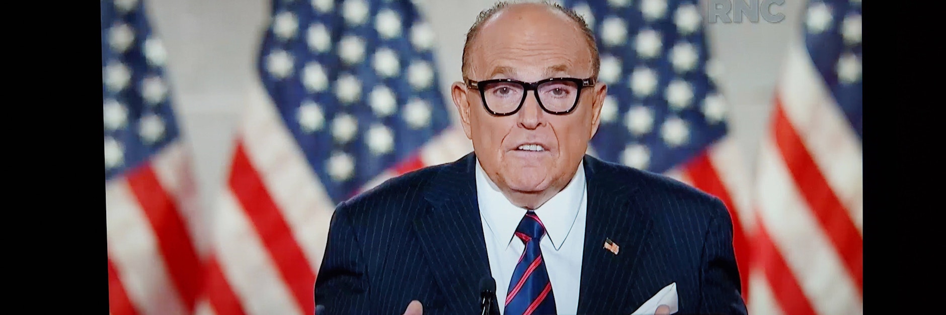 Der persönliche Anwalt von US-Präsident Donald Trump, Rudy Giuliani, ist positiv auf das Coronavirus getestet worden