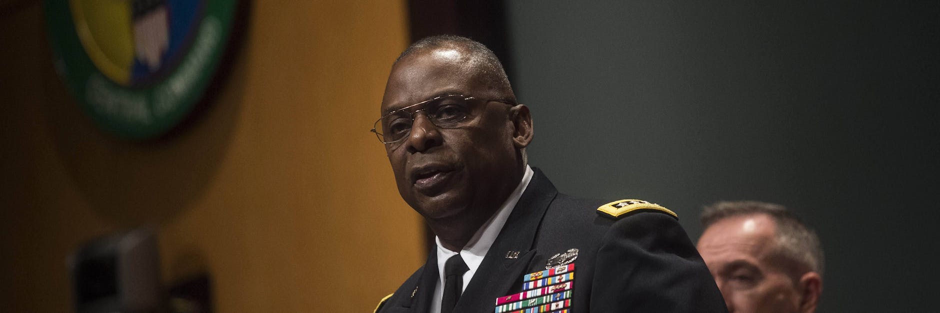 Lloyd Austin im Jahr 2016 da war er noch General - und das sorgt für Zweifel an seiner Nominierung