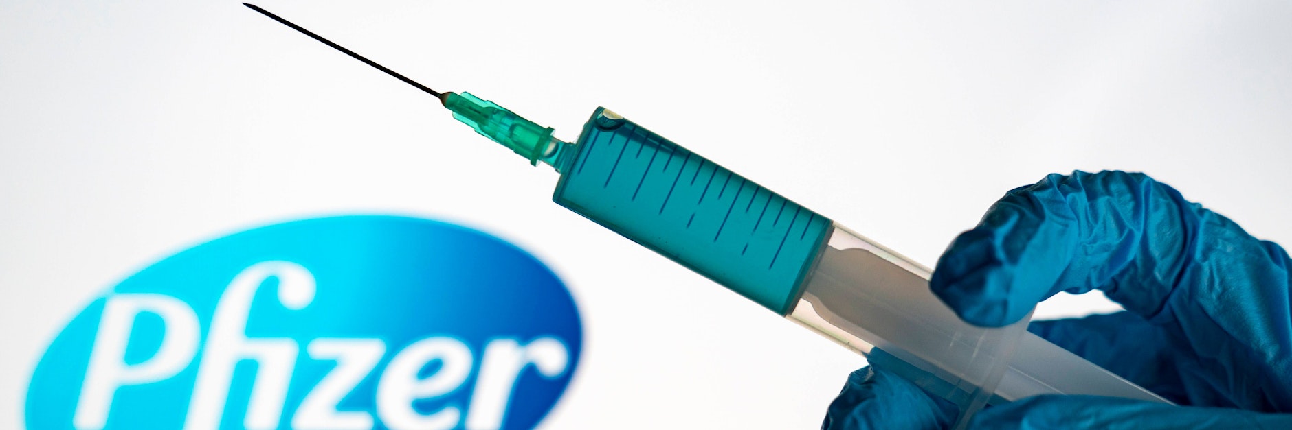 Die ersten 310.000 Impfdosen sollen von Biontech und Pfizer nach Berlin kommen.