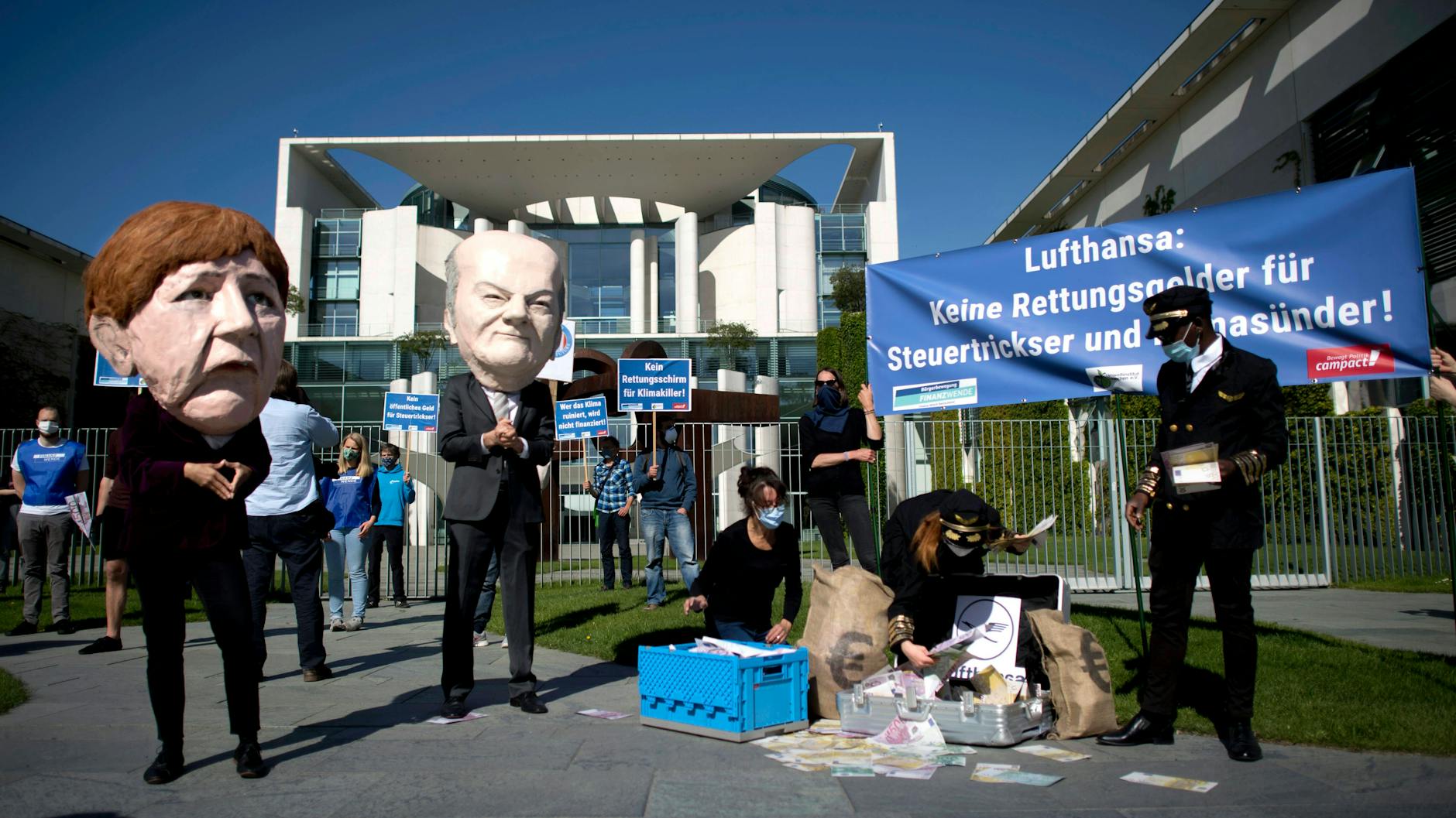 Bürgerbewegung Finanzwende: Lufthansa-Protest im Mai.