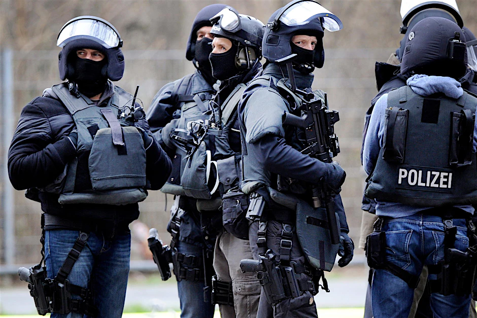 Mitglieder eines Spezialeinsatzkommandos (SEK) der Polizei (Symbolbild)