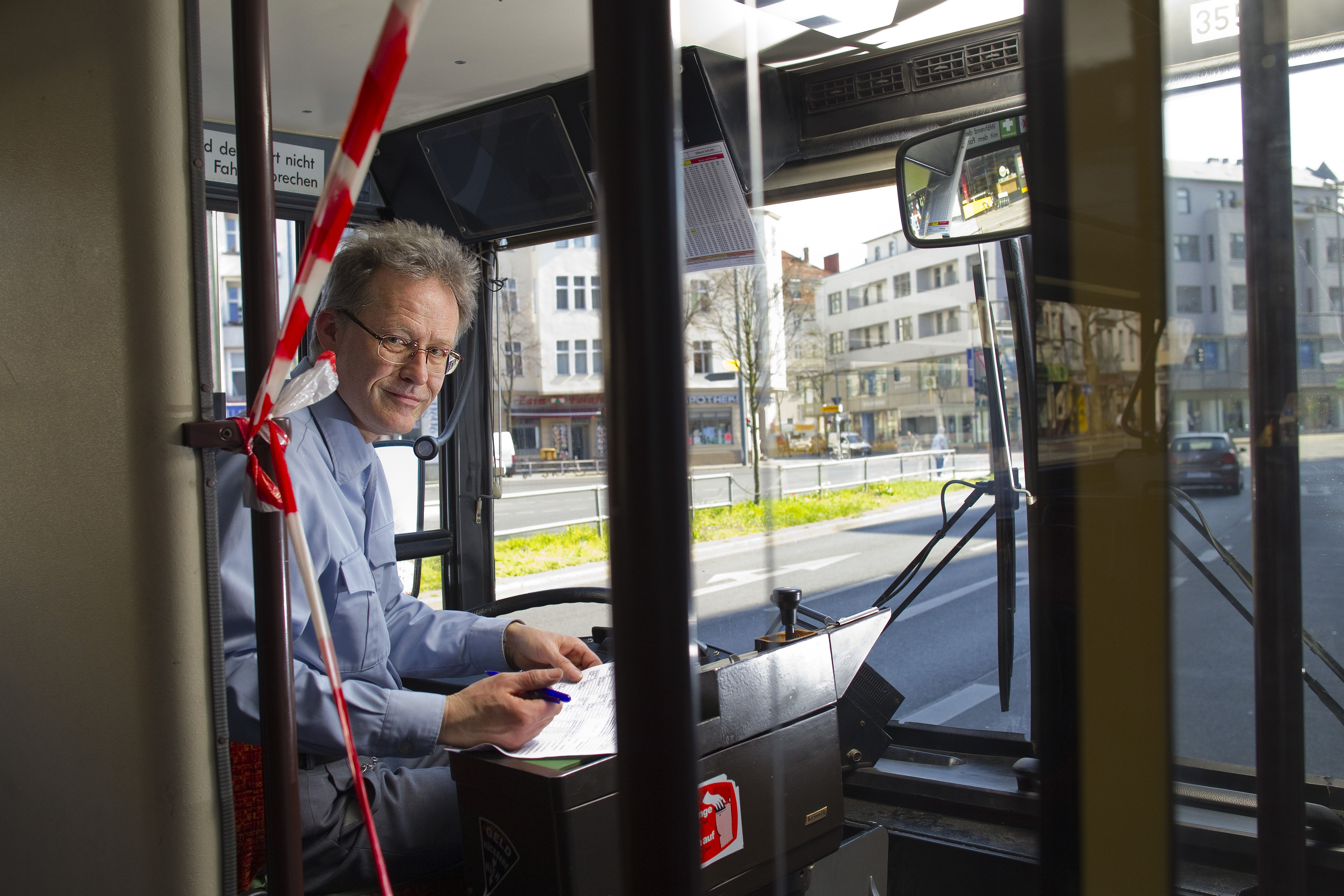 Es Braucht Mehr Als Corona, Damit Berliner Dem Busfahrer Zuhören