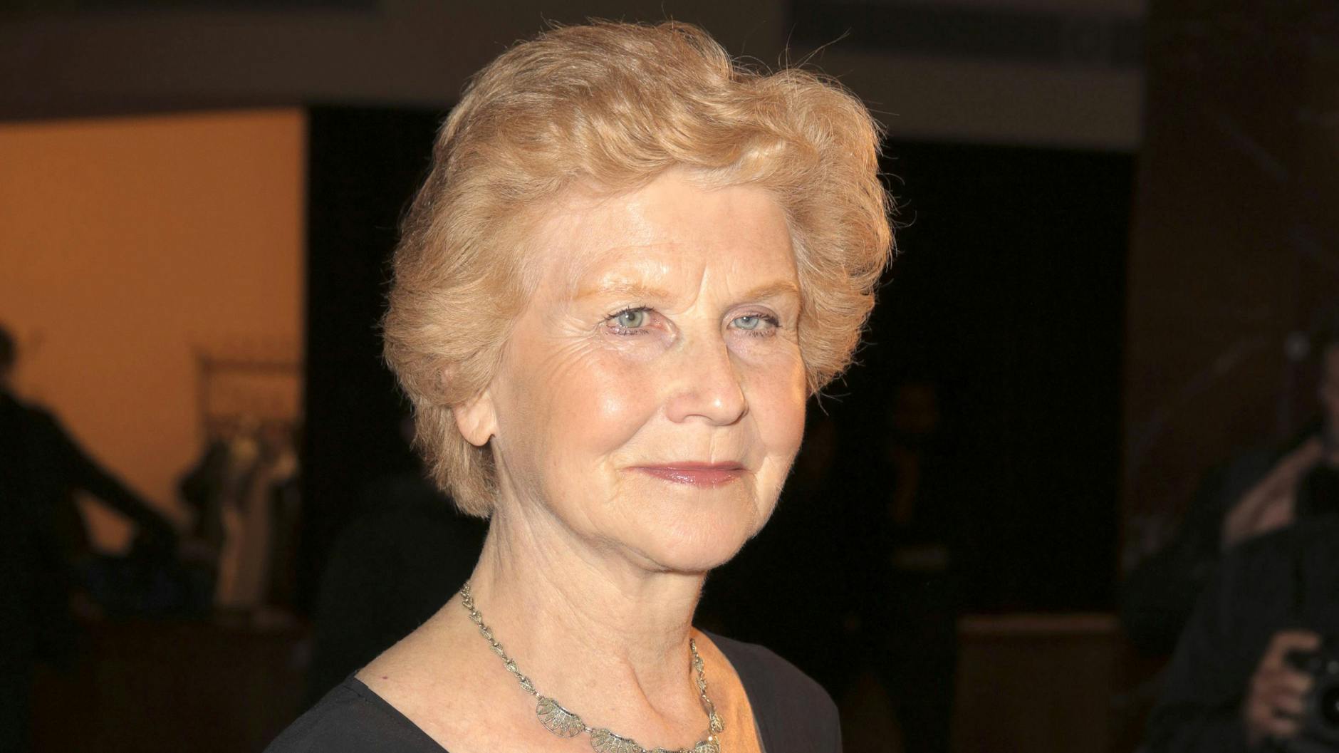 Schauspielerin Irm Hermann 2015 bei der Premiere des Kinofilms „Fassbinder“ in der Volksbühne.