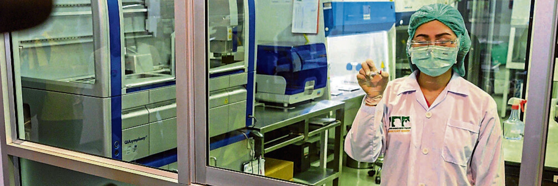 Forscher stehen im Rampenlicht wie selten zuvor – hier in Thailand bei der Präsentation eines Impfstoff-Kandidaten.