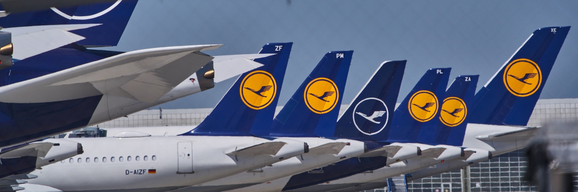 Die EU-Kommission hat eine Einigung mit der Bundesregierung über Auflagen für Staatshilfe an die Lufthansa bestätigt.