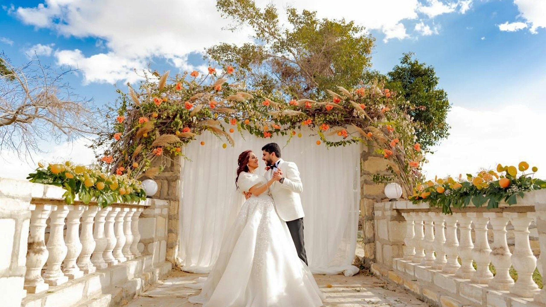 Peri und Chalid während ihrer Hochzeit.