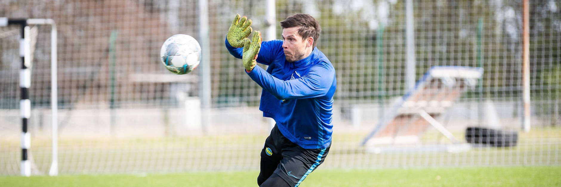 Hertha-Torwart Rune Jarstein steht nach einigen Patzern in der Kritik. Kult-Keeper Gábor Király glaubt an den Norweger.