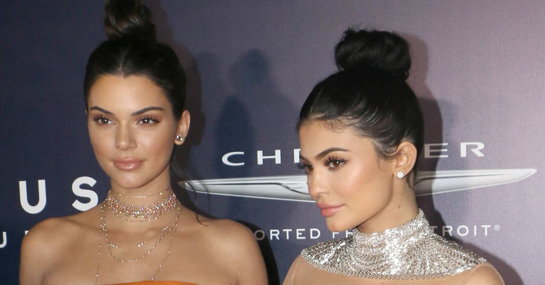 „Ihr zuzusehen, wie sie ihr wahres Ich auslebt, war die größte Inspiration von allen.“ Ihr Vater sei ihre Heldin, sagten die Jenner-Schwestern.