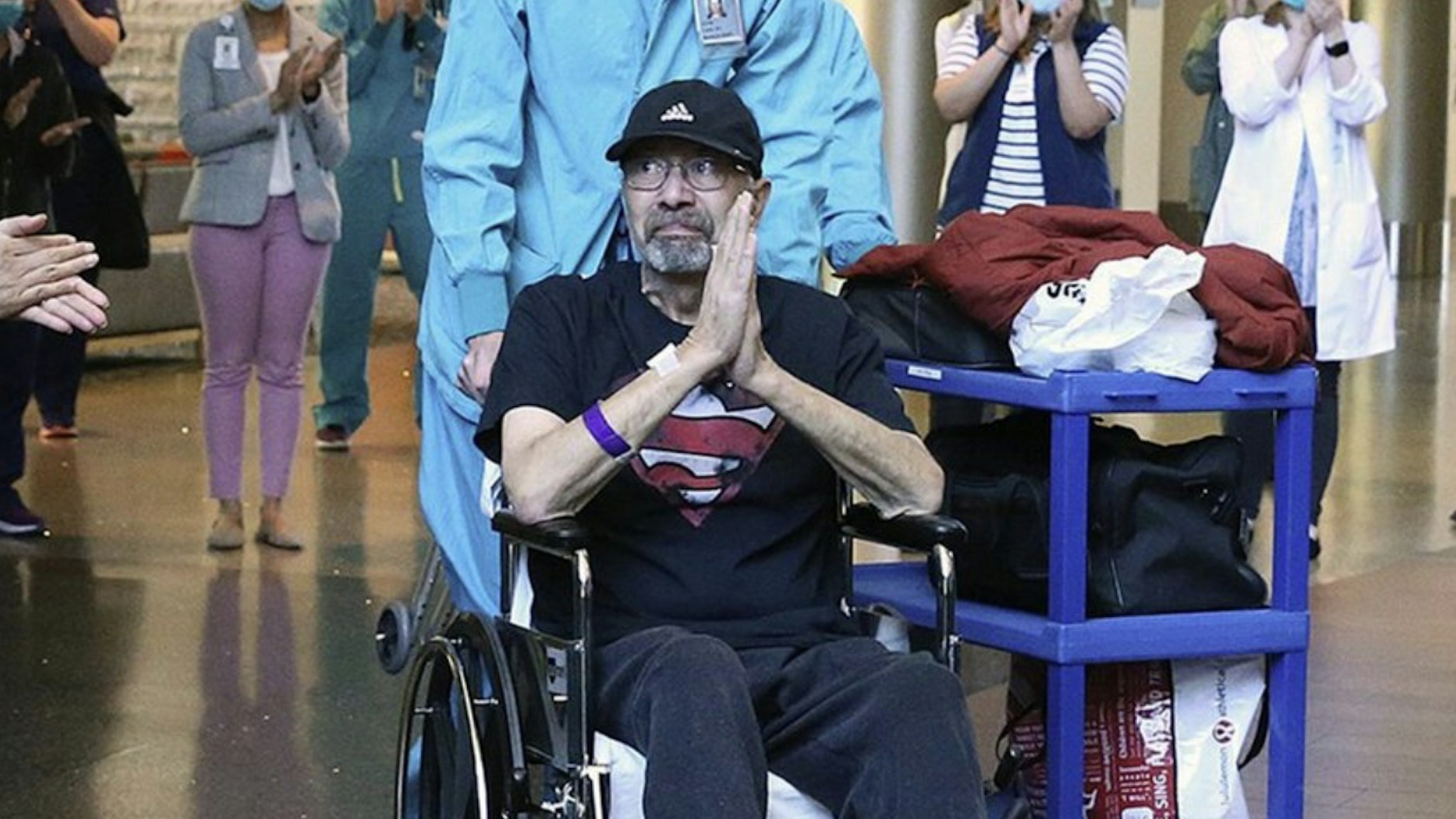 Michael Flor wurde mehr als 60 Tage im Krankenhaus behandelt.