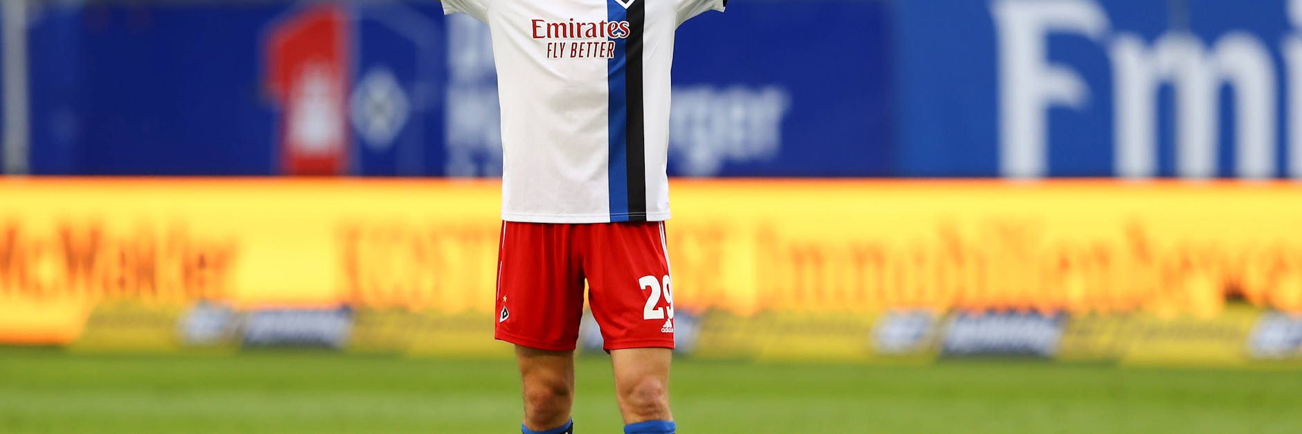 Was nun HSV? Das fragt sich auch Adrian Fein nach dem enttäuschenden 1:1 gegen Osnabrück.