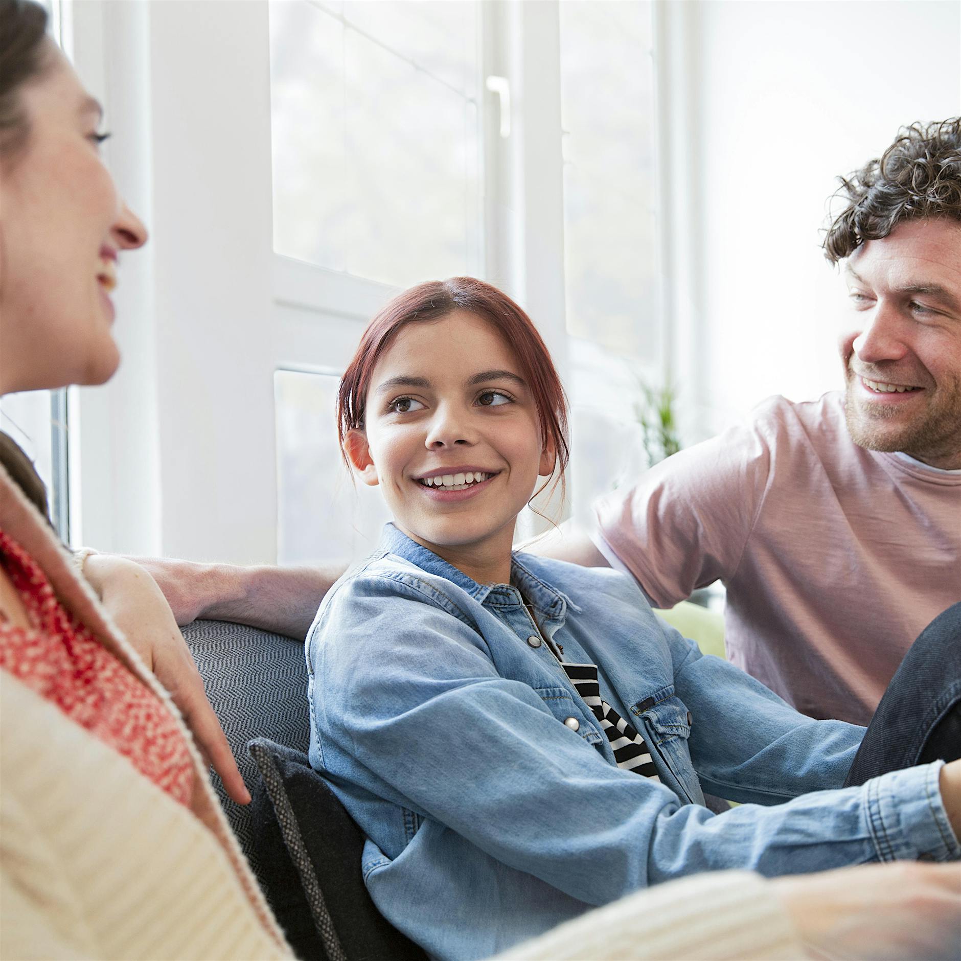 Vertrauen statt Vorwürfe: So verhandeln Eltern in der Pubertät