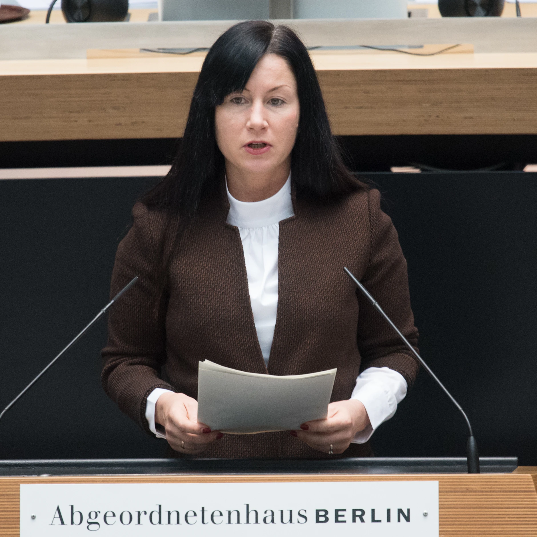 Clara West (38) schmeißt hin