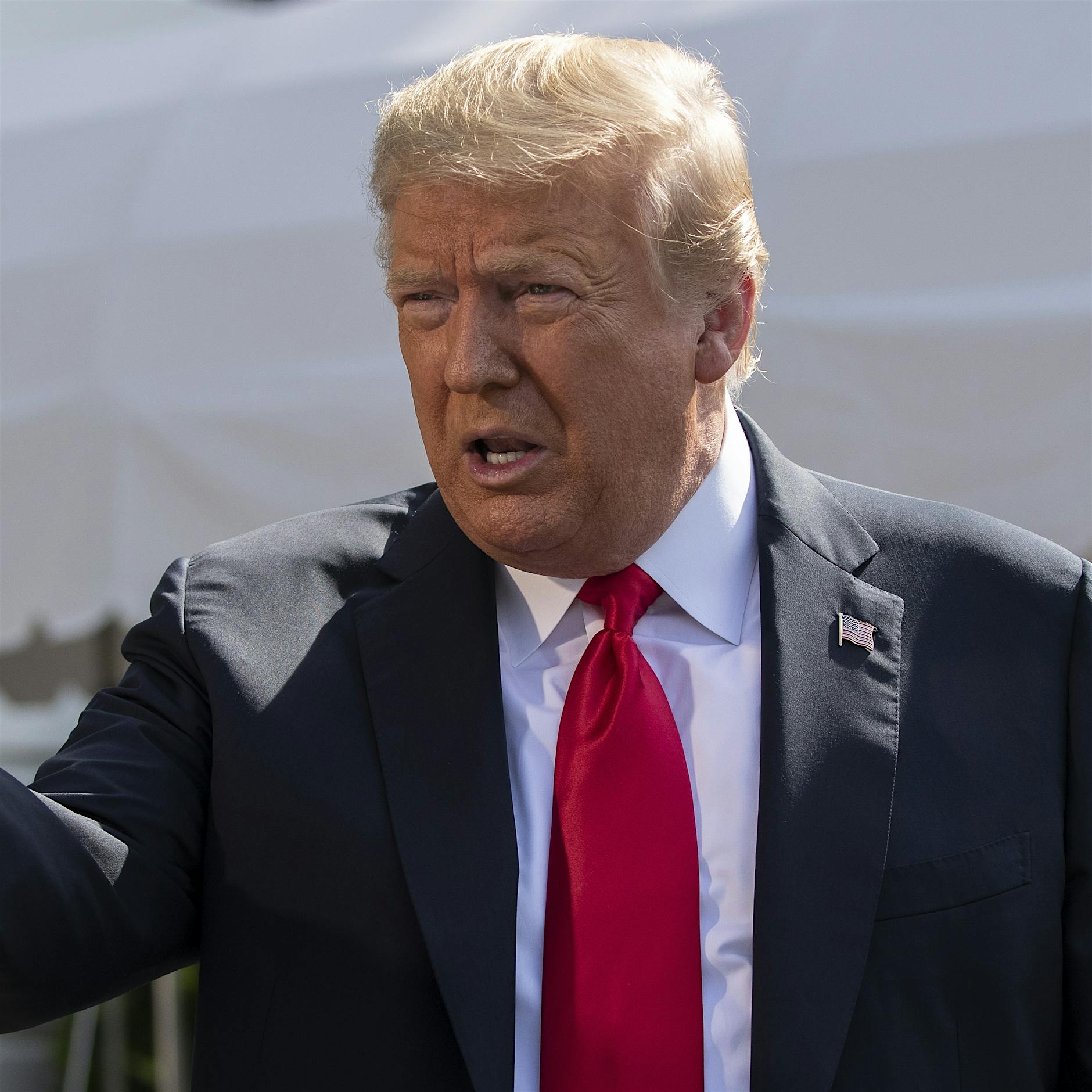 Twitter versteckt Tweet von Donald Trump hinter Warnhinweis