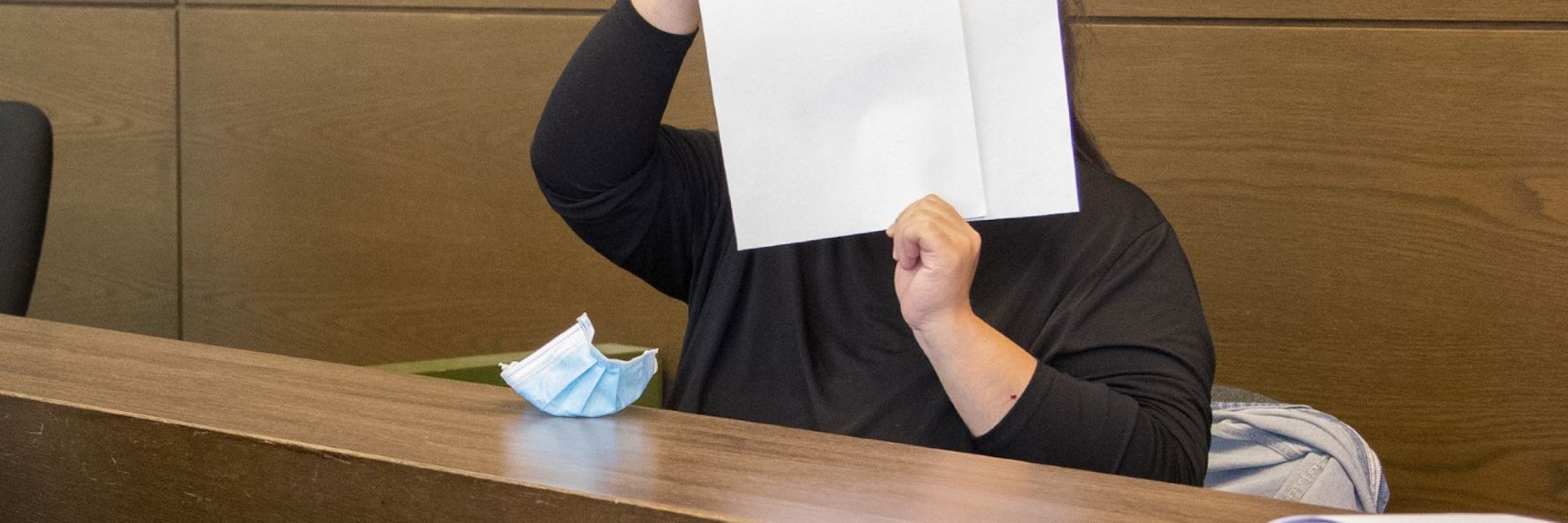 Sonita R. vor Gericht