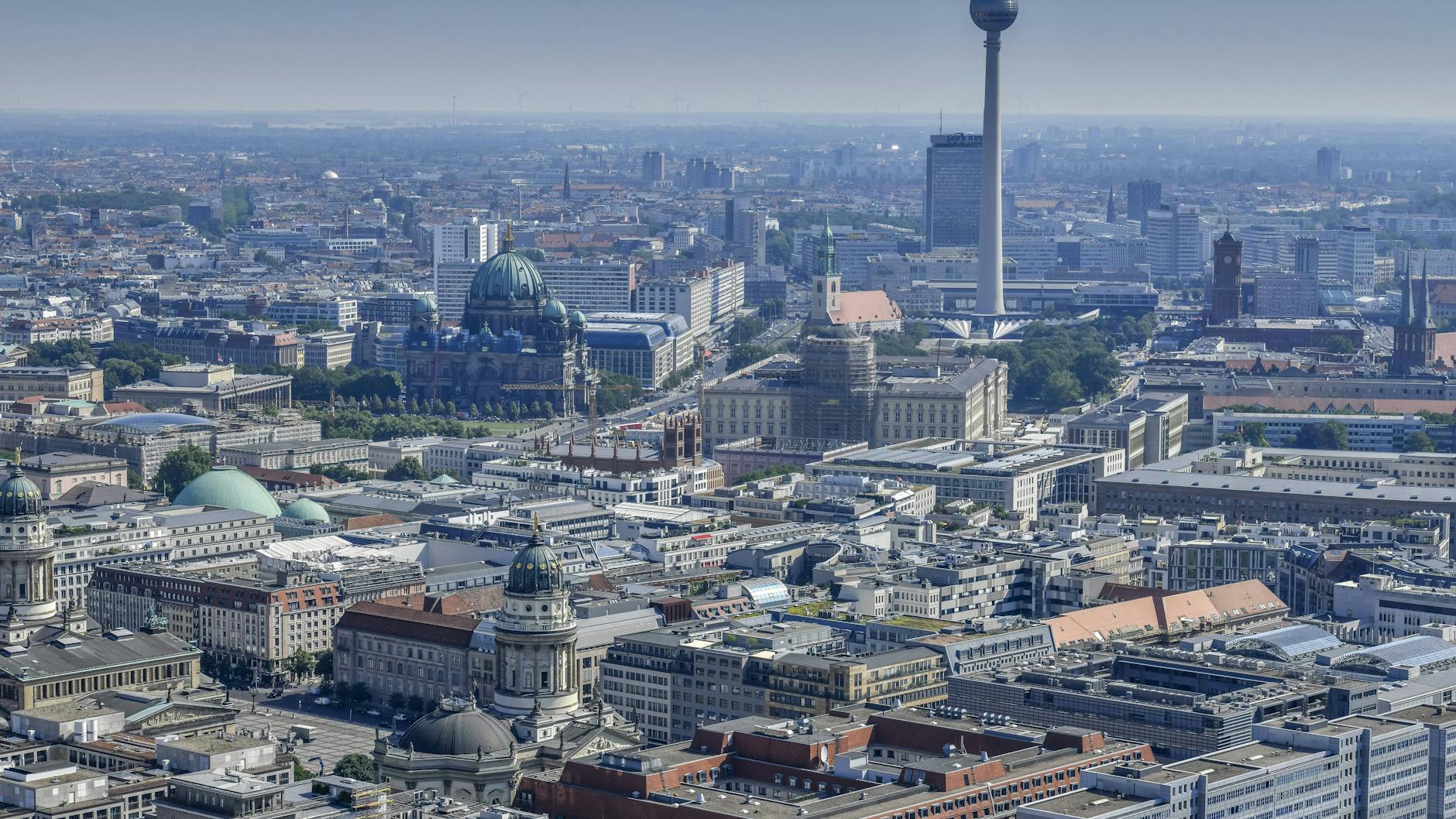 Etwa 1,5 Millionen Wohnungen stehen in Berlin unter dem Schutz des Mietendeckels.