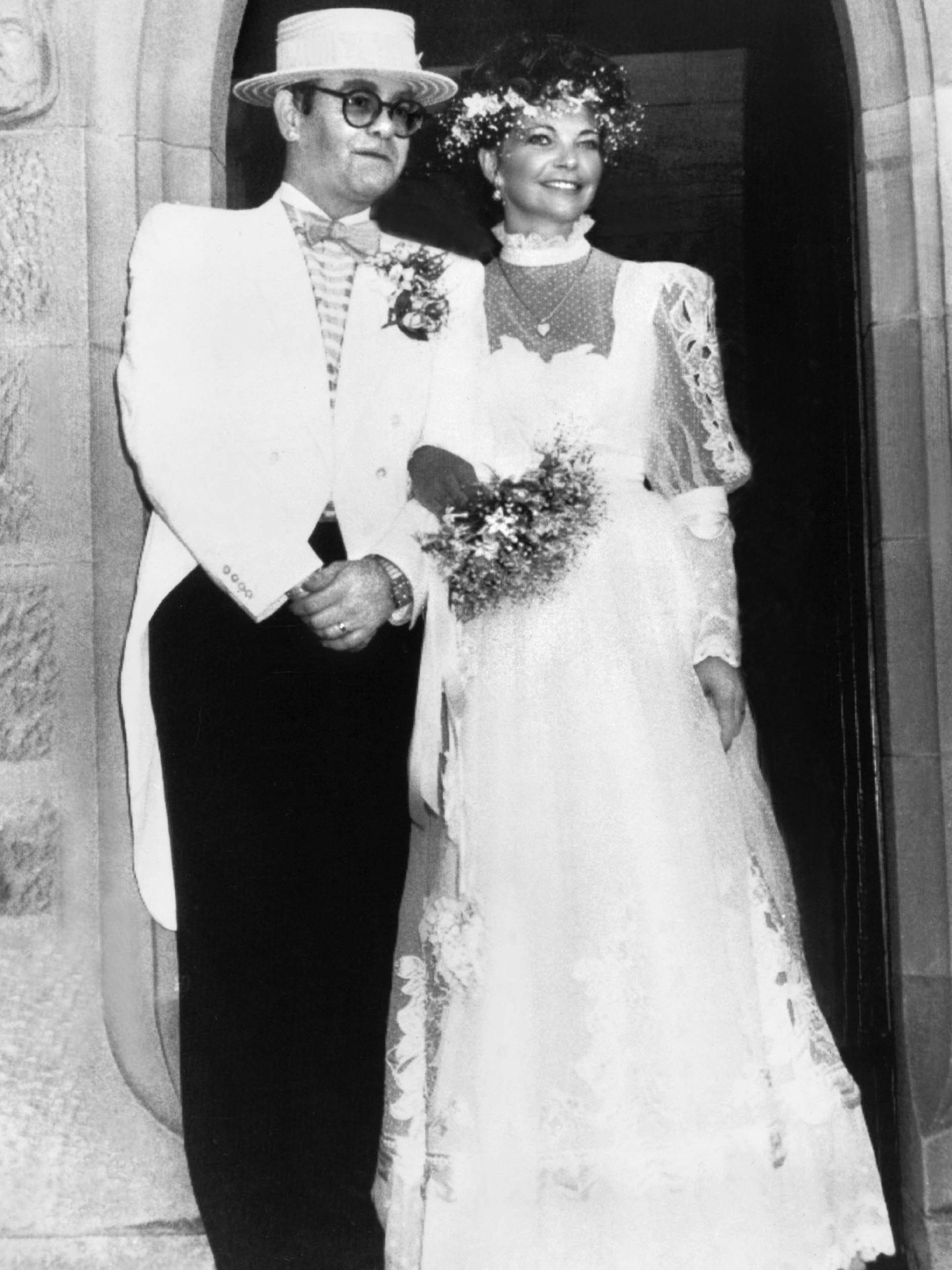 Elton John und Renate Blauel bei ihrer Hochzeit am 14. Februar 1984