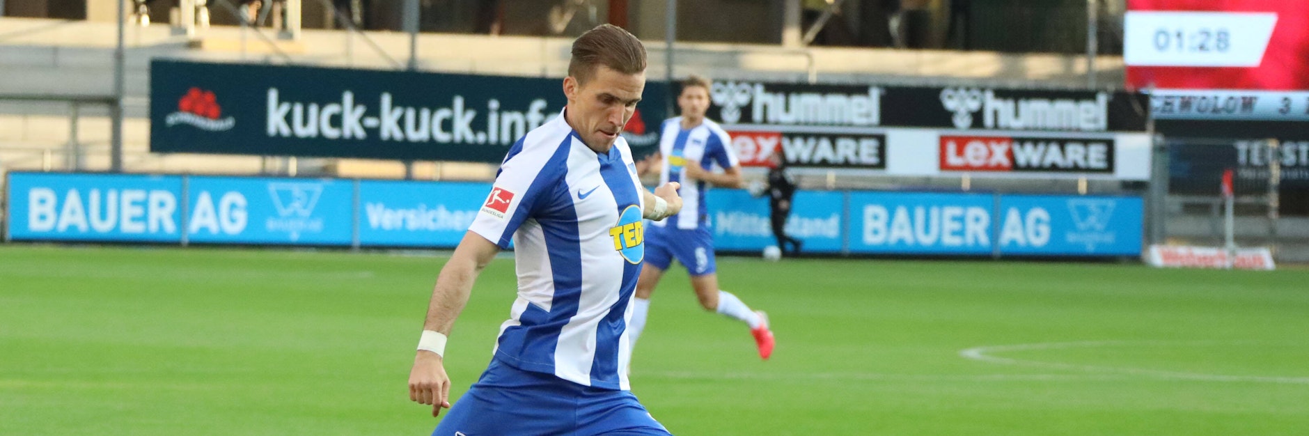 Herthas Peter Pekarik (33) wird für seine starken Leistungen belohnt, unterschrieb einen neuen Einjahresvertrag. 