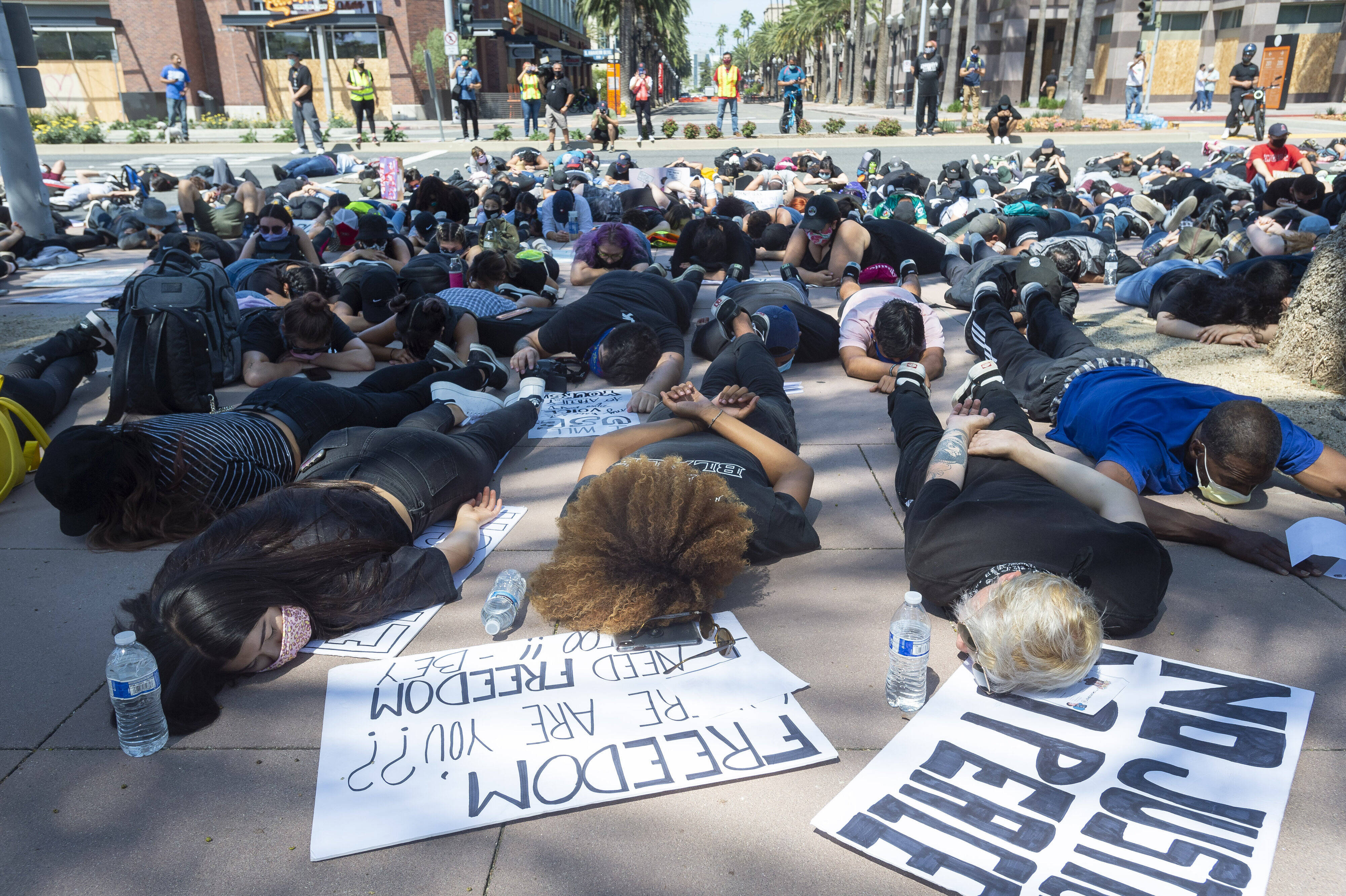 Image - Vereinigte Ex-Präsidenten gegen Trump