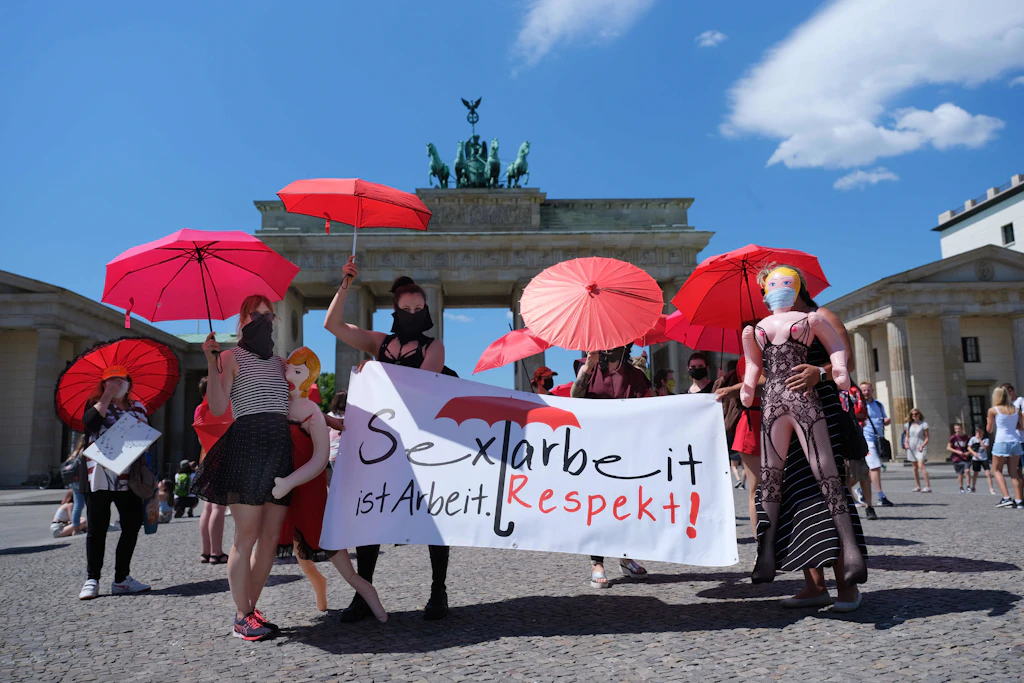 „Wer darauf angewiesen ist, arbeitet weiter als Prostituierte“