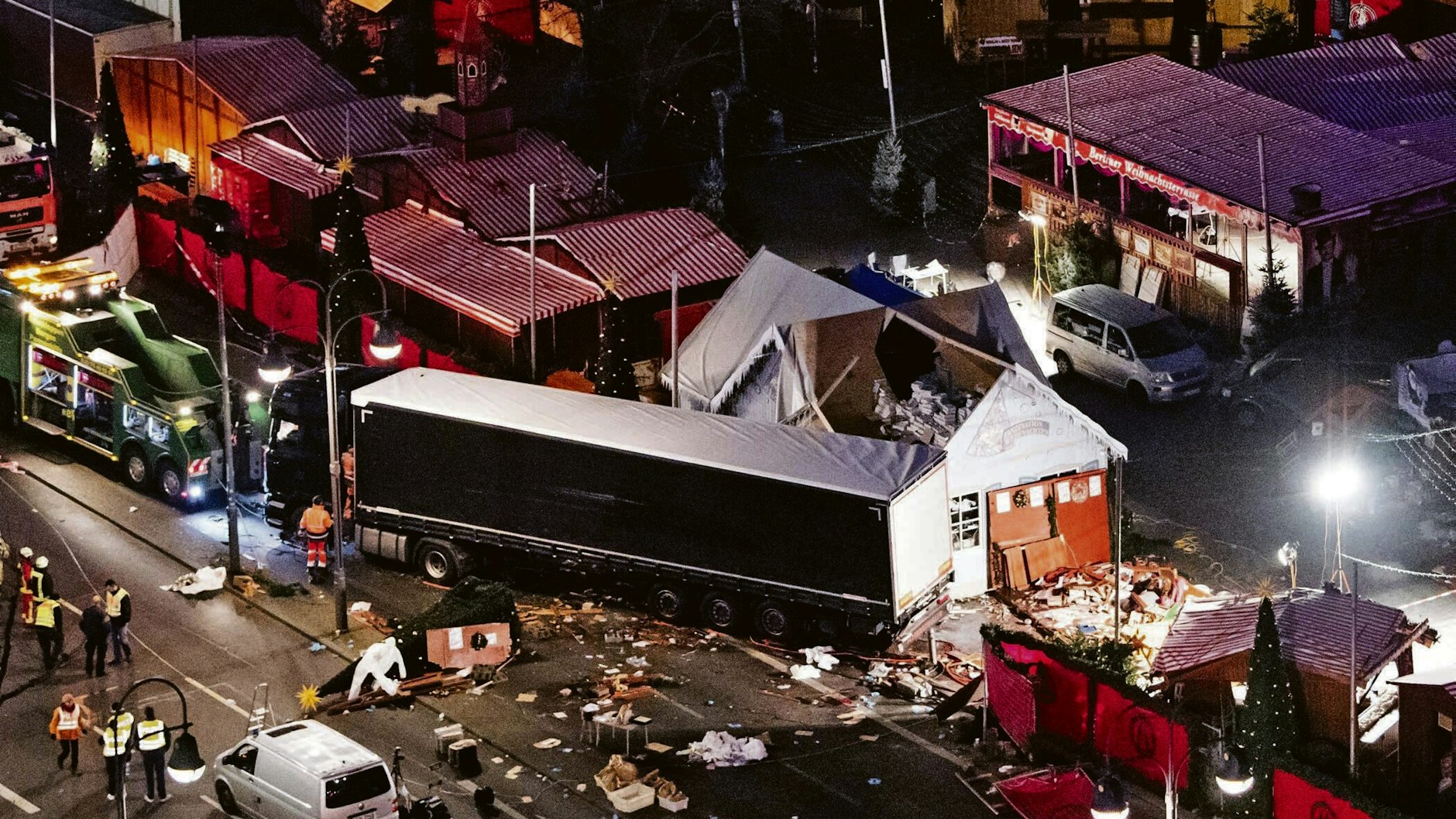Kurz nach dem Anschlag am Breitscheidplatz tauchten interne Polizeiinformationen in der Chatgruppe auf.