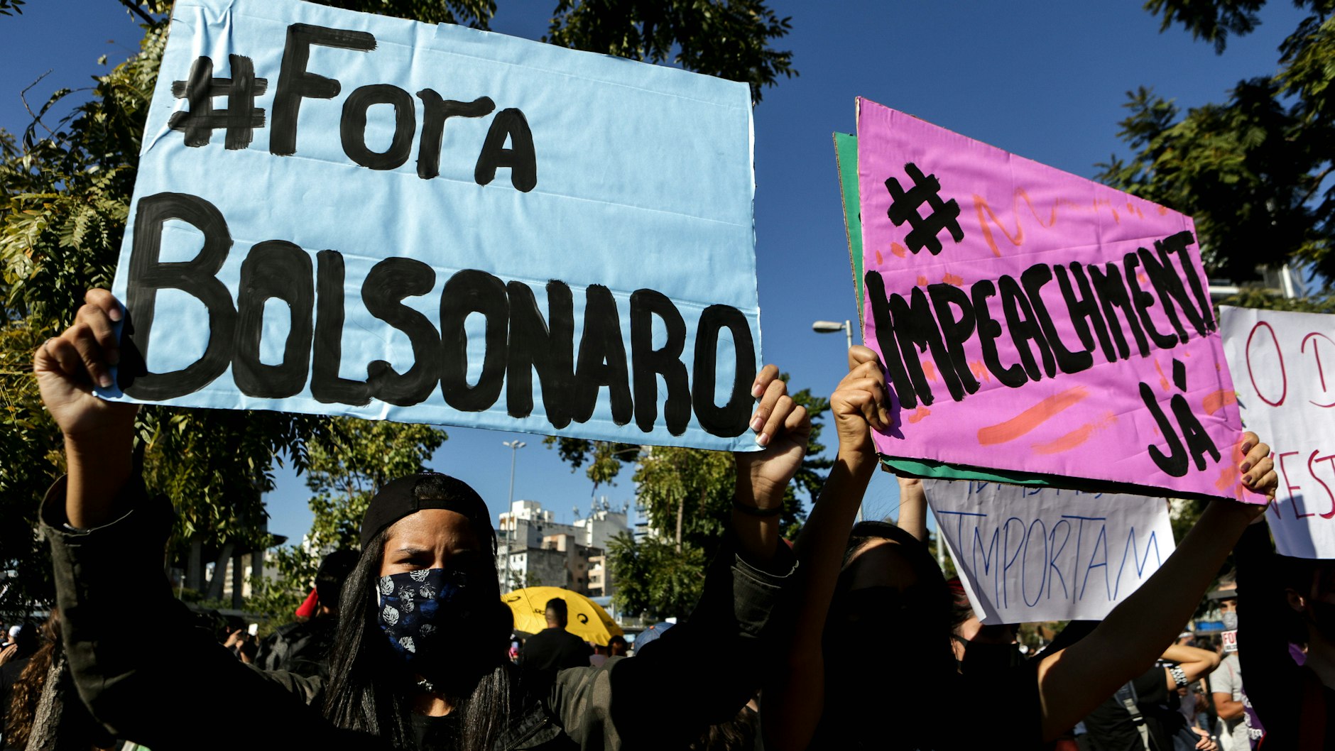 „Weg mit Bolsonaro“&nbsp;- wieder gingen Tausende gegen die Politik des Präsidenten auf die Straße.