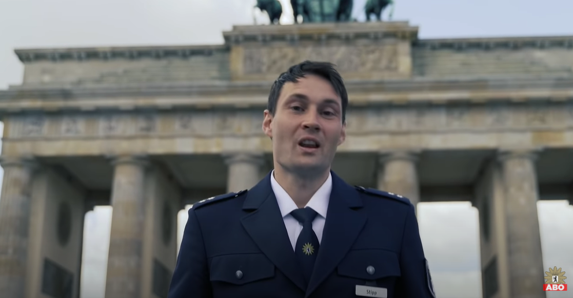 YouTube-Song Der Berliner Polizei Begeistert Fans