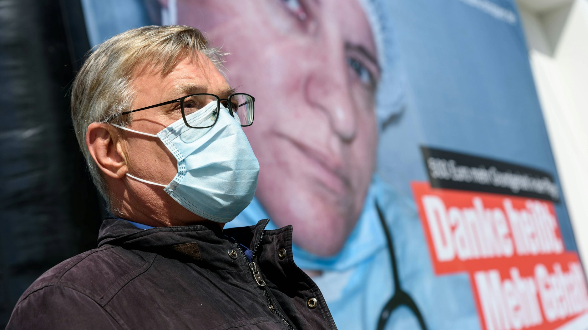 Der hessische Linke-Parteichef Bernd Riexinger wirft Behörden vor, Parteikollegen und Parteikolleginnen nicht ausreichend zu schützen.